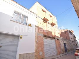 Houses (detached house), 212 m², near bus and train