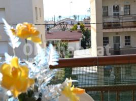 Piso, 78 m², cerca de bus y tren