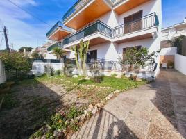 Flat, 71 m², near bus and train