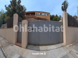Casa (unifamiliar aïllada), 203 m², prop de bus i tren, seminou