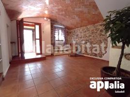Casa (unifamiliar aislada), 174 m², cerca de bus y tren, seminuevo, PLAZA MAYOR