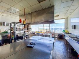 Hotel, 2720 m²