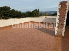 Propietat vertical, 1000 m²