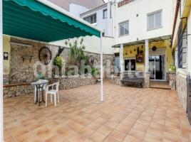 Casa (unifamiliar aïllada), 560 m², prop de bus i tren