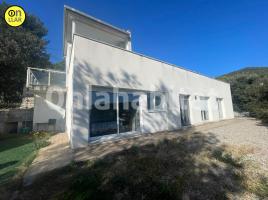 Casa (unifamiliar aïllada), 203 m², prop de bus i tren, seminou