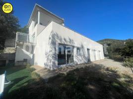 Casa (unifamiliar aïllada), 203 m², prop de bus i tren, seminou