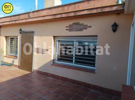 Flat, 78 m², near bus and train