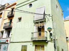 Houses (detached house), 221 m², near bus and train