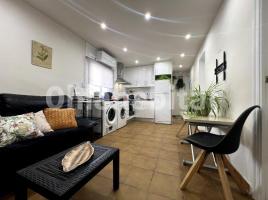 Apartament, 55 m², near bus and train