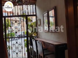 Casa (unifamiliar aïllada), 254 m², prop de bus i tren