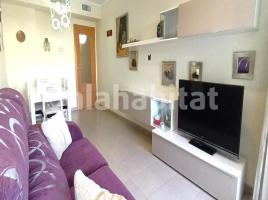 Alquiler piso, 83 m², cerca de bus y tren, seminuevo