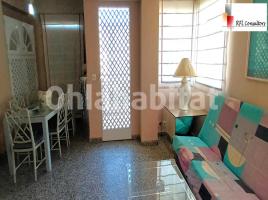 Apartament, 60 m², près de bus et de train