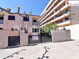 Casa (unifamiliar adosada), 112 m², cerca de bus y tren, seminuevo