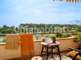 Apartament, 53 m², près de bus et de train