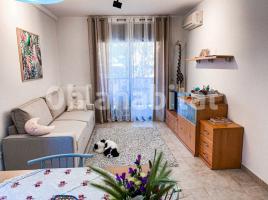 Apartament, 62 m², near bus and train, almost new