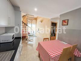 Ático, 92 m², cerca de bus y tren, seminuevo