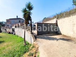 Casa (unifamiliar aislada), 311 m², cerca de bus y tren