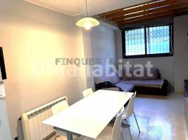Dúplex, 65 m², prop de bus i tren, seminou, vinyets
