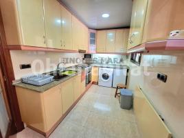Piso, 82 m², cerca de bus y tren, marianao