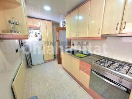Piso, 82 m², cerca de bus y tren, marianao