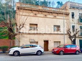 Houses (detached house), 244 m², near bus and train