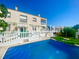  (unifamiliar aïllada), 204 m², près de bus et de train, Montsià de Mar
