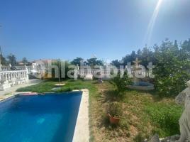  (unifamiliar aïllada), 204 m², près de bus et de train, Montsià de Mar