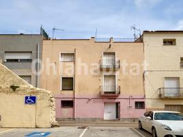 Casa (unifamiliar aislada), 250 m², cerca de bus y tren