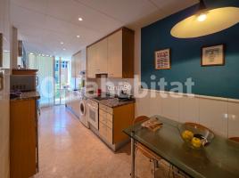 Duplex, 131 m², near bus and train