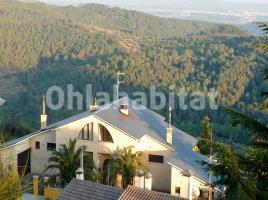Houses (detached house), 584 m², near bus and train
