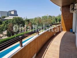 Alquiler piso, 176 m², cerca bus y metro, Zona Universitaria