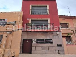 Casa (unifamiliar aïllada), 138 m², prop de bus i tren