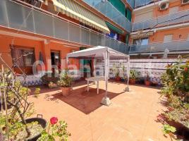 Pis, 64 m², prop de bus i tren