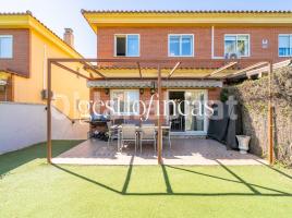 Unifamiliar adosada, 205 m², cerca de bus y tren, seminuevo