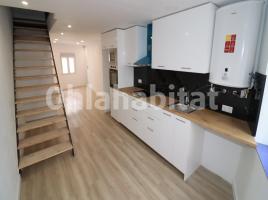 Casa (unifamiliar aislada), 120 m², cerca de bus y tren