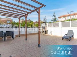 For rent Houses (detached house), 250 m², near bus and train, almost new