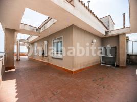 Attic, 268 m², near bus and train