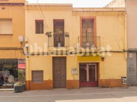 Casa (unifamiliar aislada), 395 m², cerca de bus y tren, Casco antiguo
