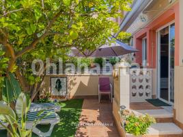 Unifamiliar adossada, 162 m², prop de bus i tren, seminou