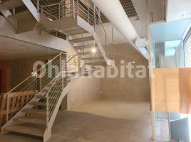 Propietat vertical, 396 m²