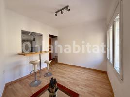 Flat, 53 m², near bus and train