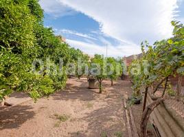 Houses (detached house), 303 m², near bus and train