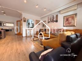Flat, 118 m², near bus and train