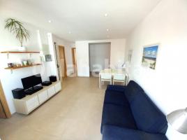 Ático, 62 m², cerca de bus y tren
