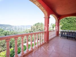 Houses (detached house), 230 m², near bus and train, almost new