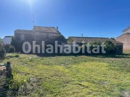  (casa rural), 489 m², près de bus et de train