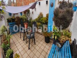 Pis, 210 m², prop de bus i tren