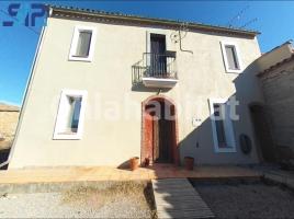 Houses (country house), 570 m², near bus and train