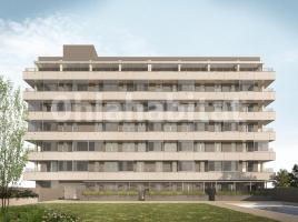 Pis, 51 m², près de bus et de train, nouveau