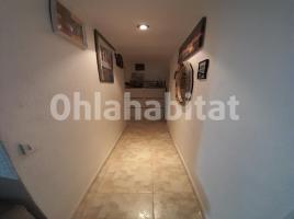 Pis, 59 m², prop de bus i tren